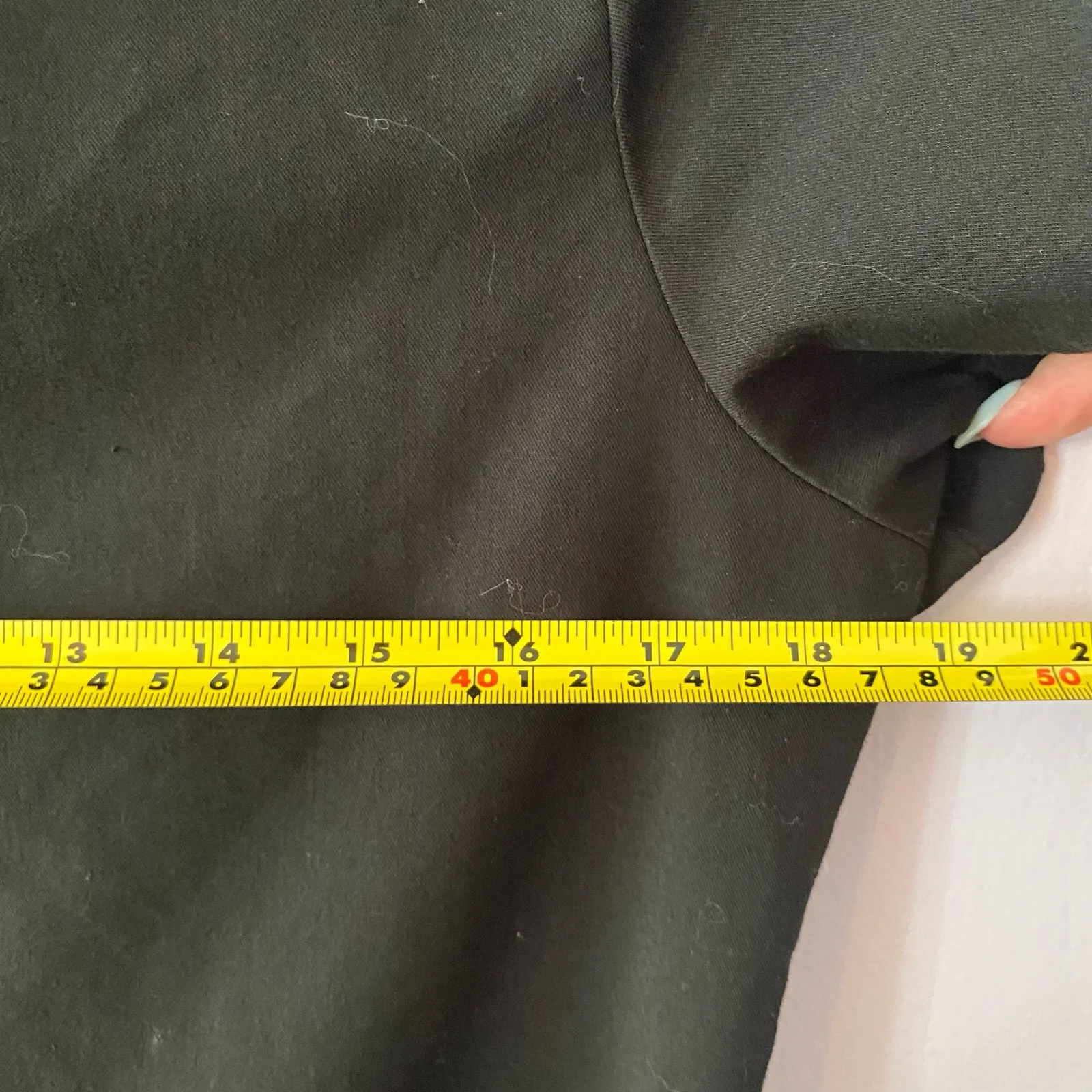 FIGS Casma Three Pocket Scrub Top in Black and Yellow Medical Uniform Women's XS - Image 7