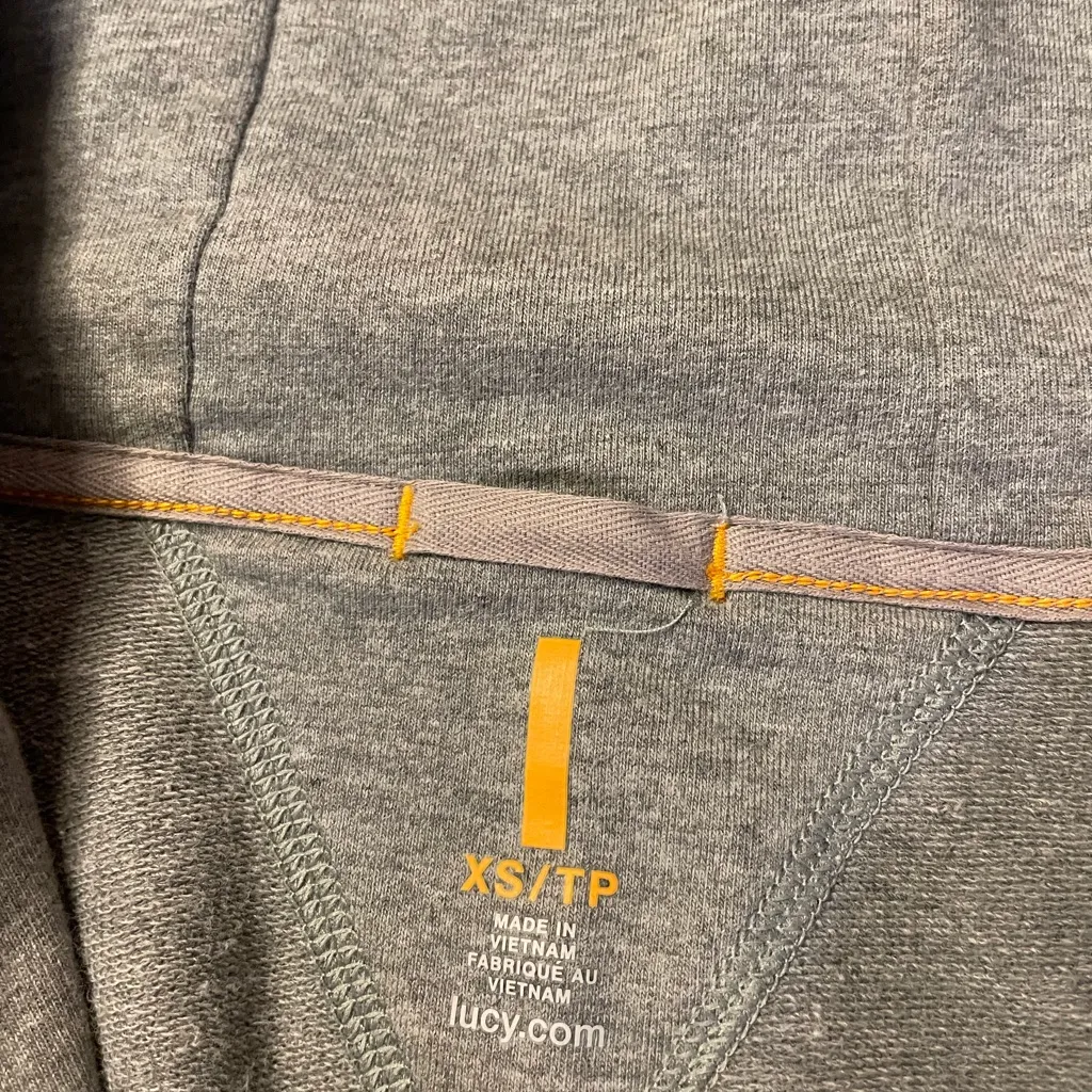 Lucy Heather Gray Zip - Image 3