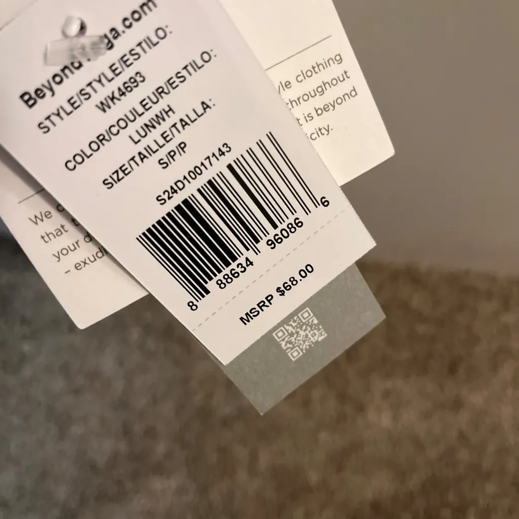 Beyond yoga, spacedye resilience, tank top, new with tags - Image 4