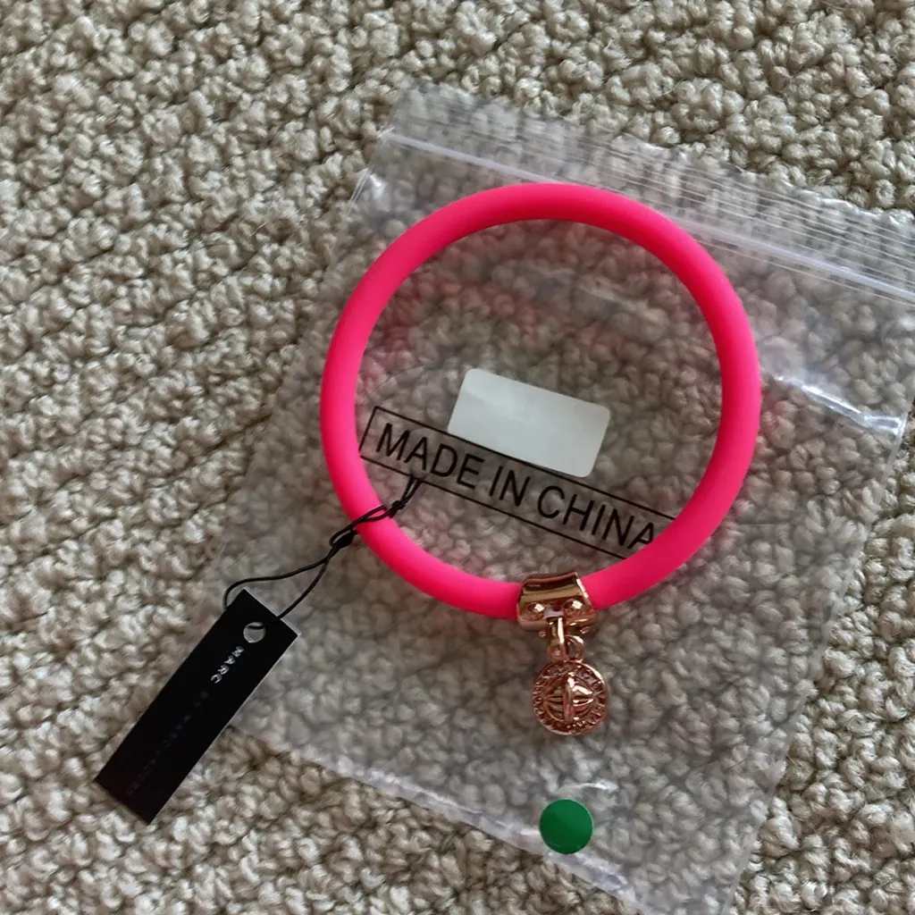 NEW Marc by Marc Jacobs Pink Bracelet Small Circular Rose Gold NWT - Image 2
