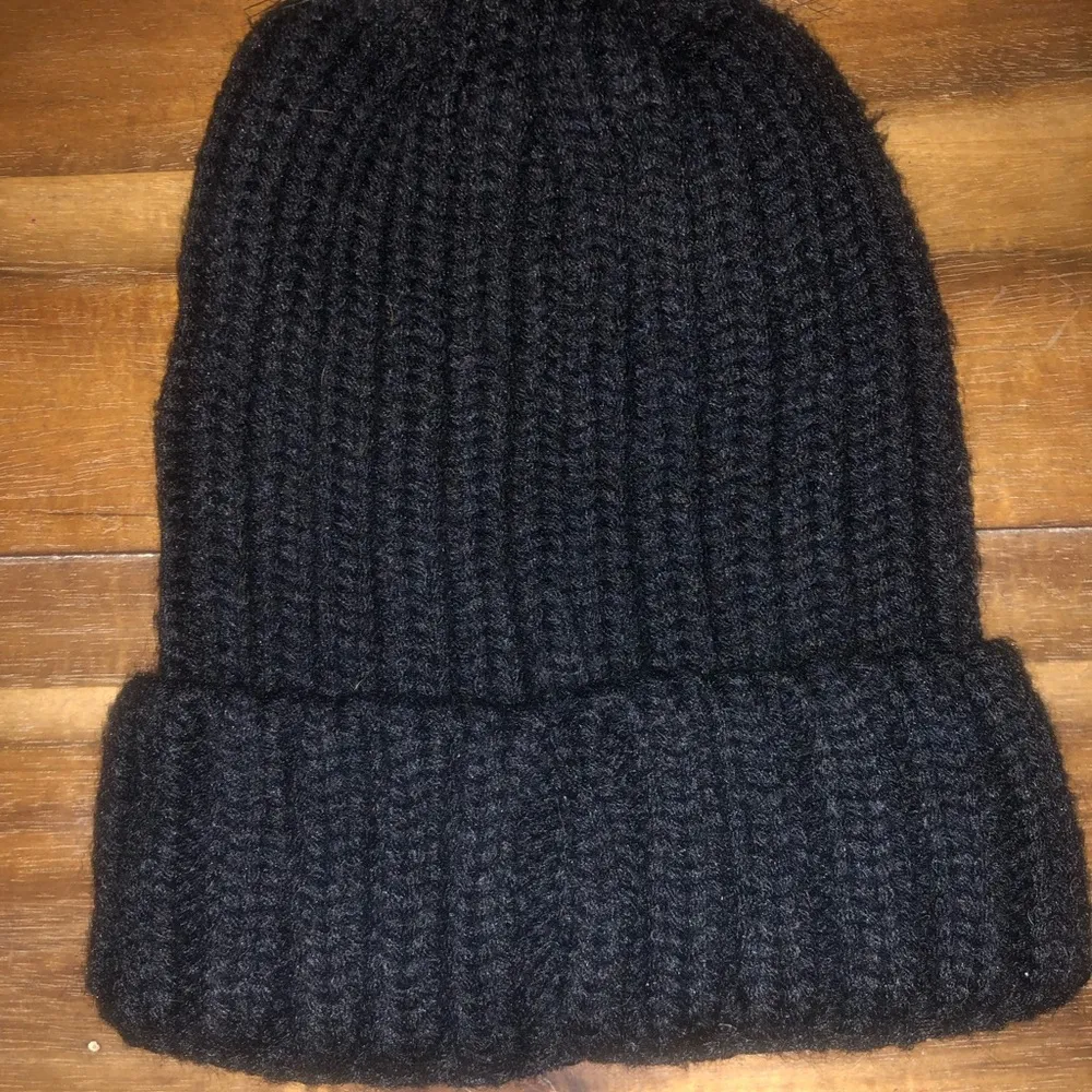 Faux fur winter hat - Image 2