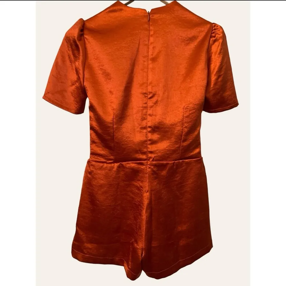 REFORMATION NEW Burnt Orange Satin Romper Size 4 Petite - Image 5