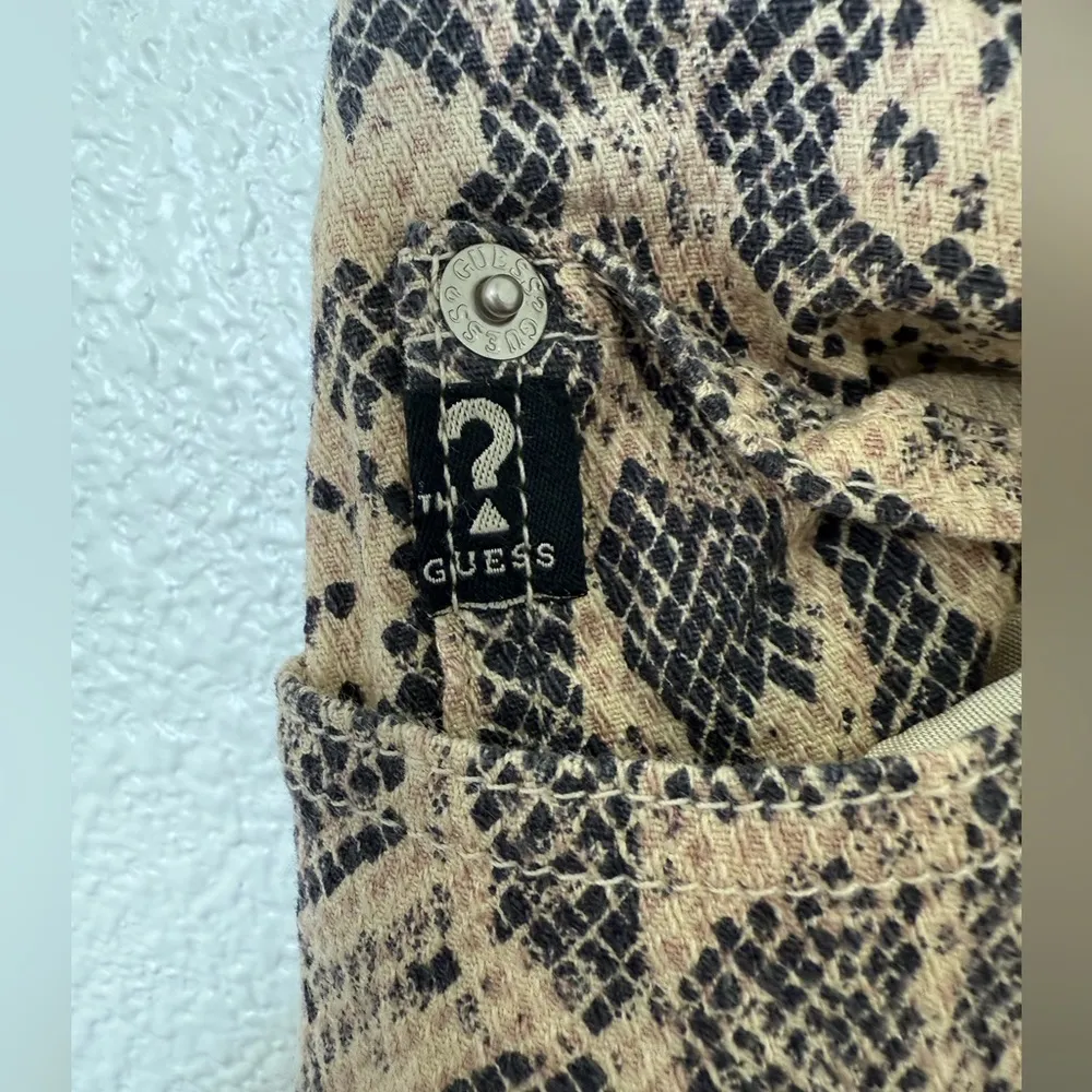 Vintage Guess Snake Print Jeans Size 27 - Image 4