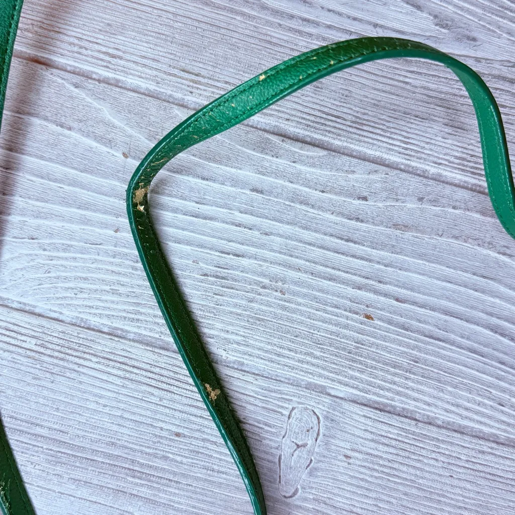 Rare Betsey Johnson wicker pineapple purse cross body bag vegan leather detail - Image 11