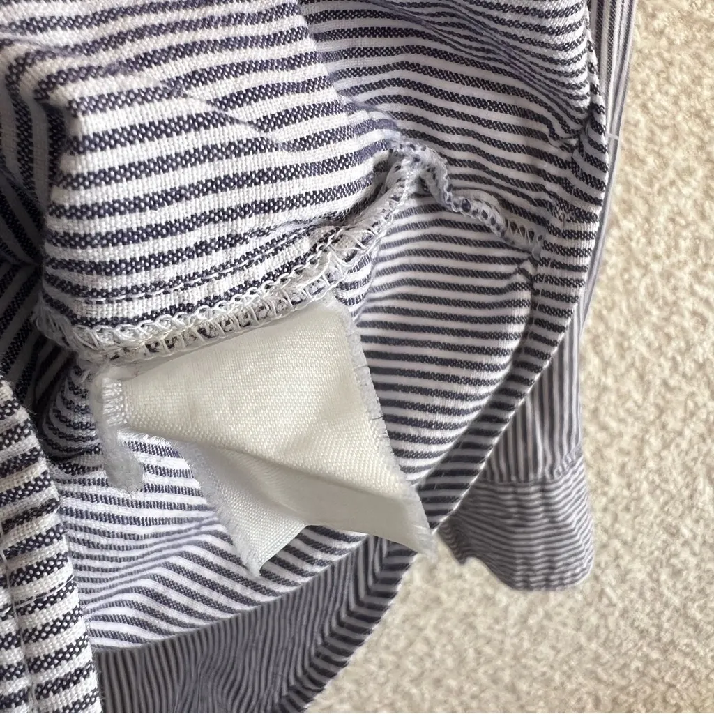 Basic Editions‎ Women’s Vintage Denim Collar Barn Embroidery Shirt Size Medium Blue - Image 9