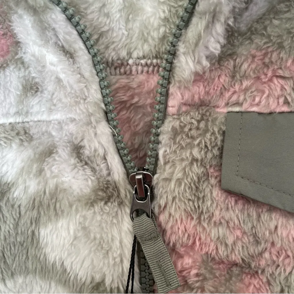 Gerry Floral Sherpa Fleece Jacket Women's Small Pink Green Fuzzy Full Zip Cozy Size undefined - Image 4