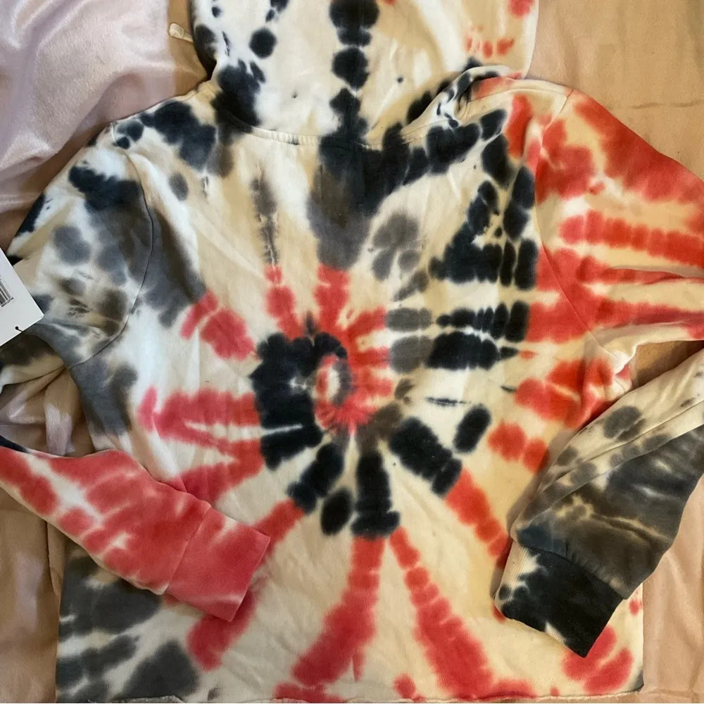 Hurley Sweater Womens Jacket Tie Dye Cropped Long Sleeve Pullover Size m - Image 7