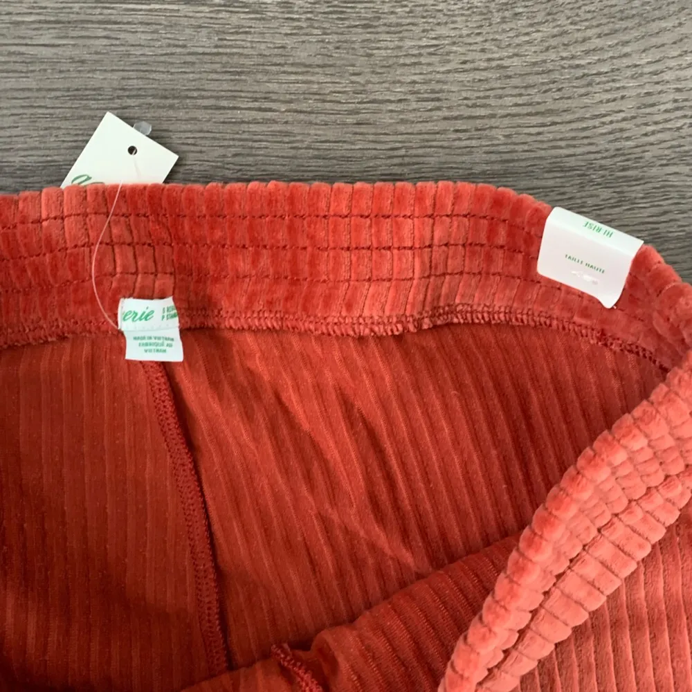 Aerie‎ Groove-On Velour High Waisted Flare Pant - Size S - Cinnabar - NWT - Image 6