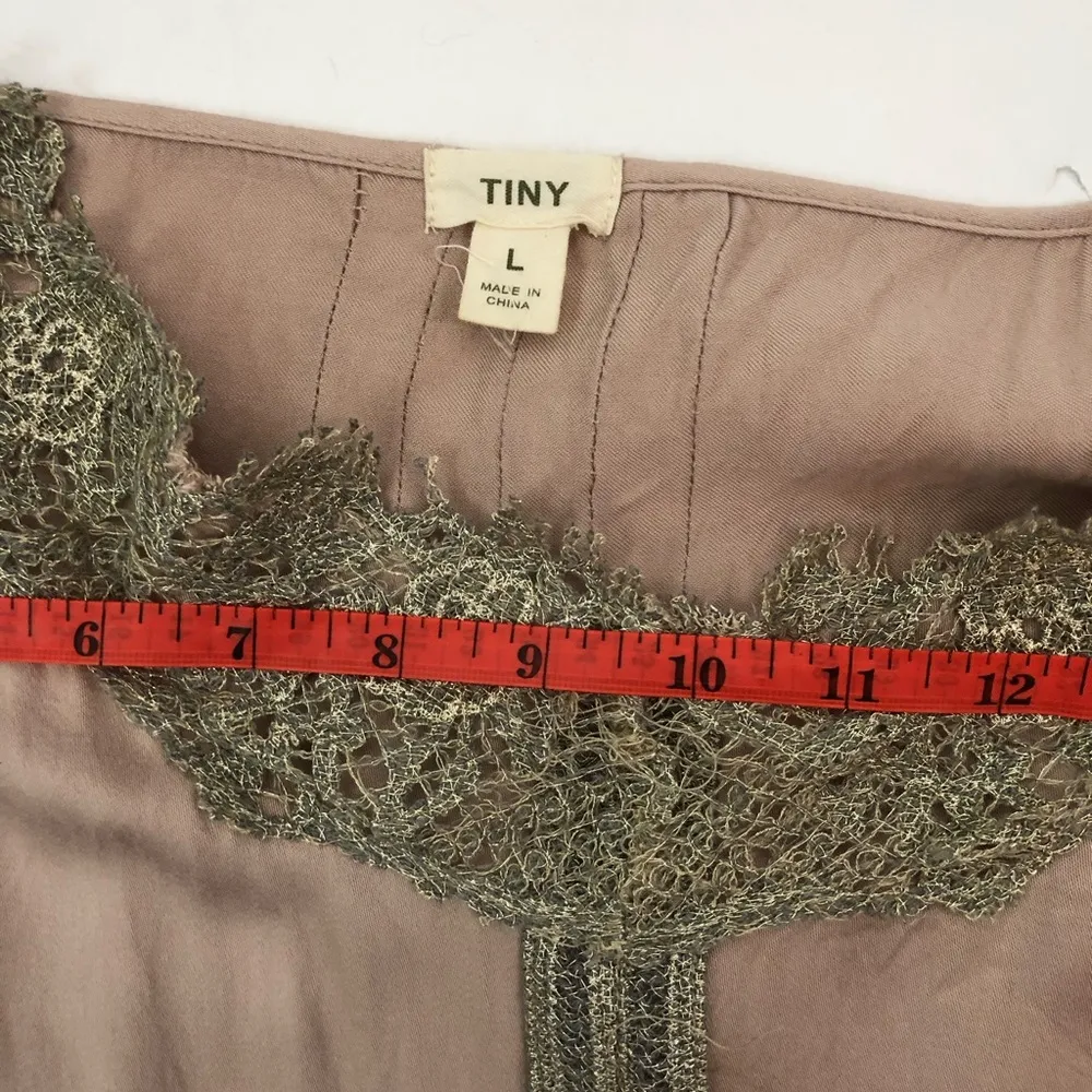 Tiny pink and gold camisole blouse tank top size L - Image 6