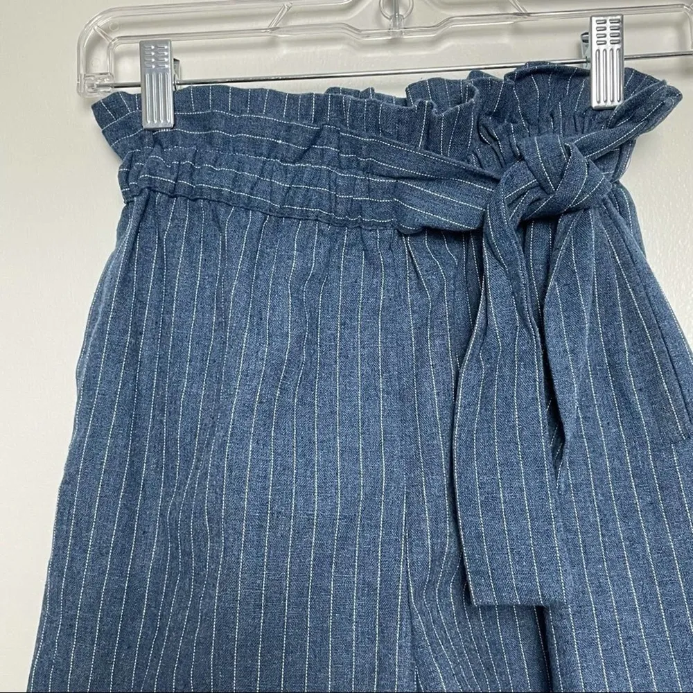 Aqua Paperbag Pin Striped Tie Waist Shorts Navy Size Small - Image 5