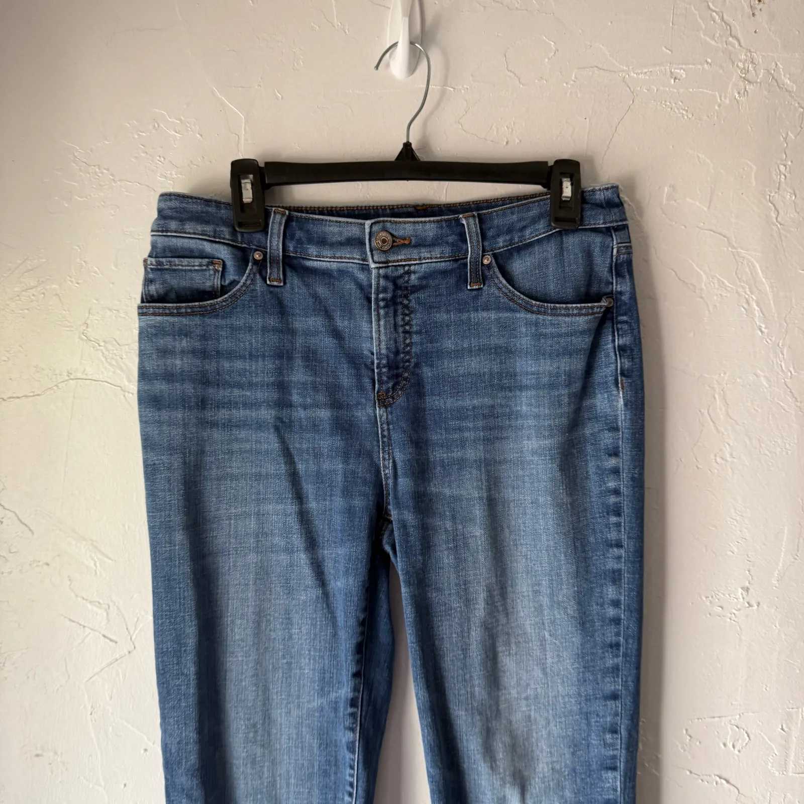 Chico’s So Slimming Girlfriend Skinny Jeans Button Hem Blue Denim Size 8 - Image 2