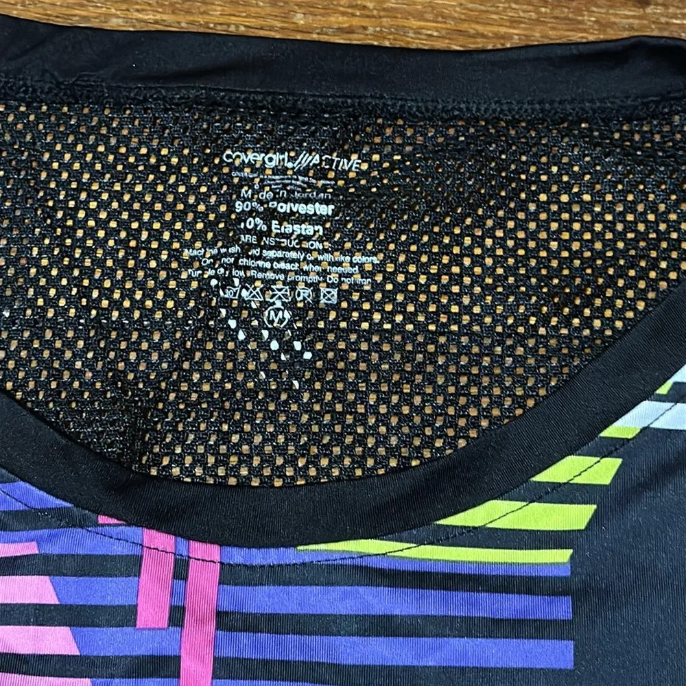 Cover Girl Active Boxy & Oversized Colorful Geometric Print Muscle Top, Medium Pink Size L - Image 2