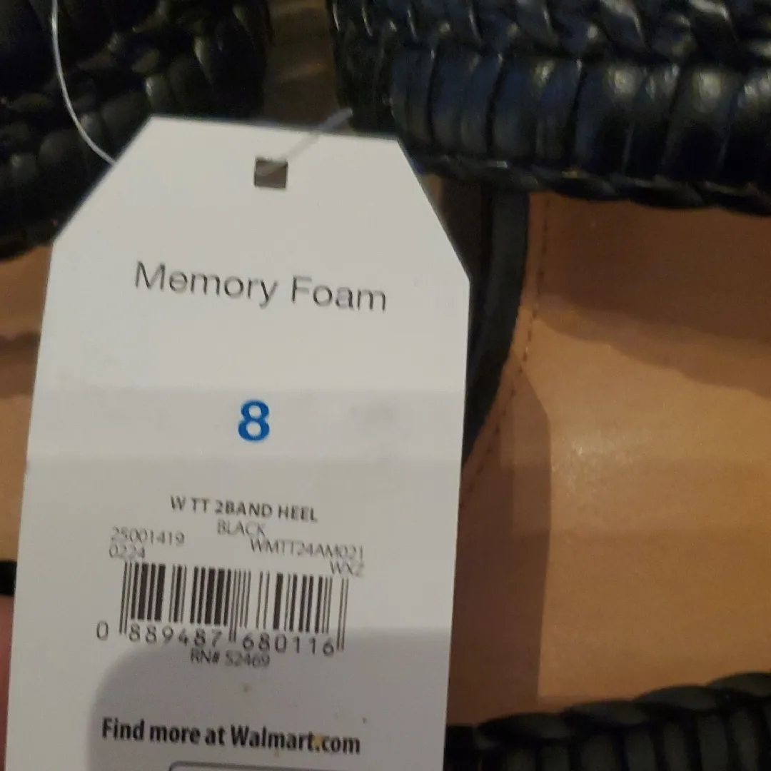 Time and Tru Black Women's Sandals Size 8 - Image 2