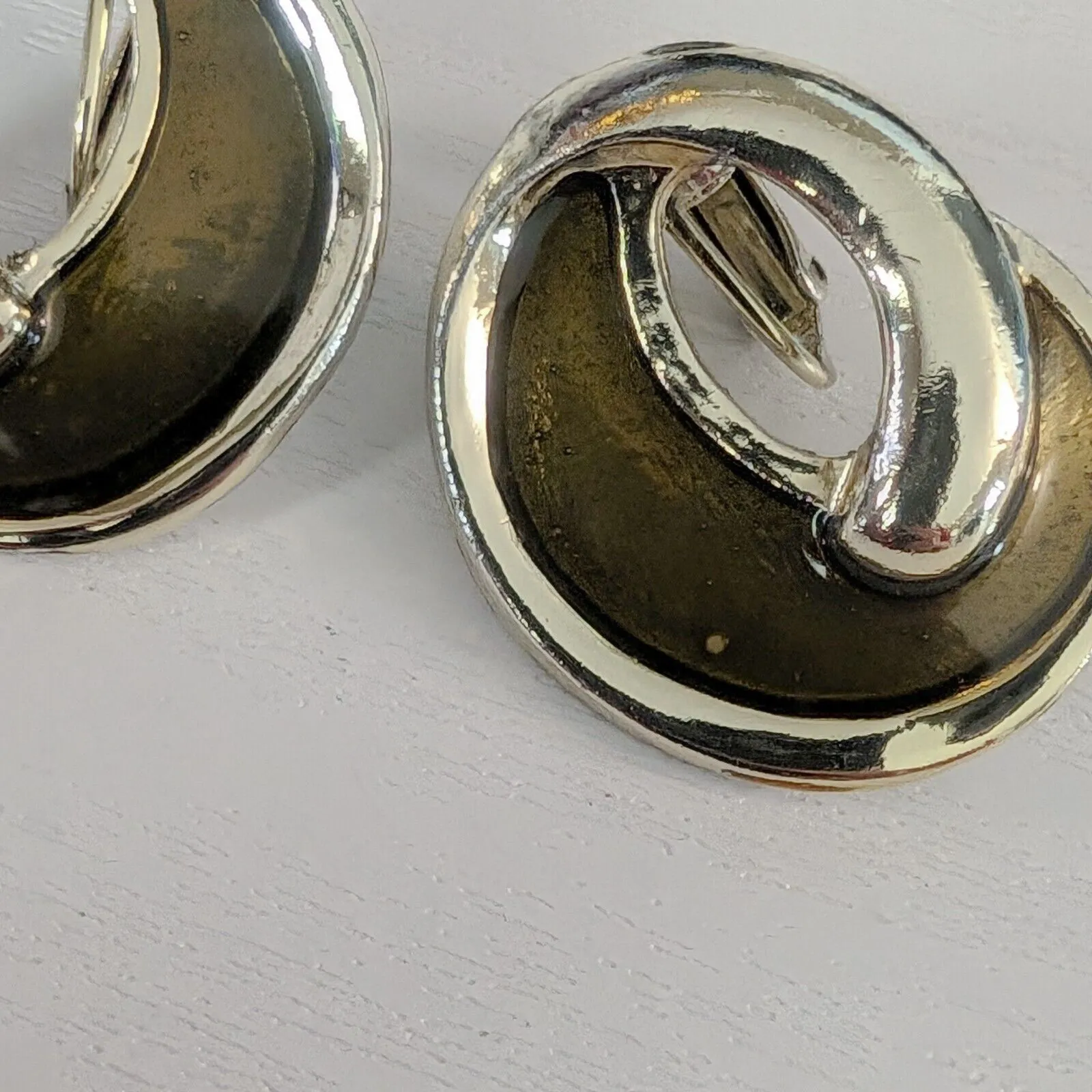 Vintage Clip On Earrings - Image 5