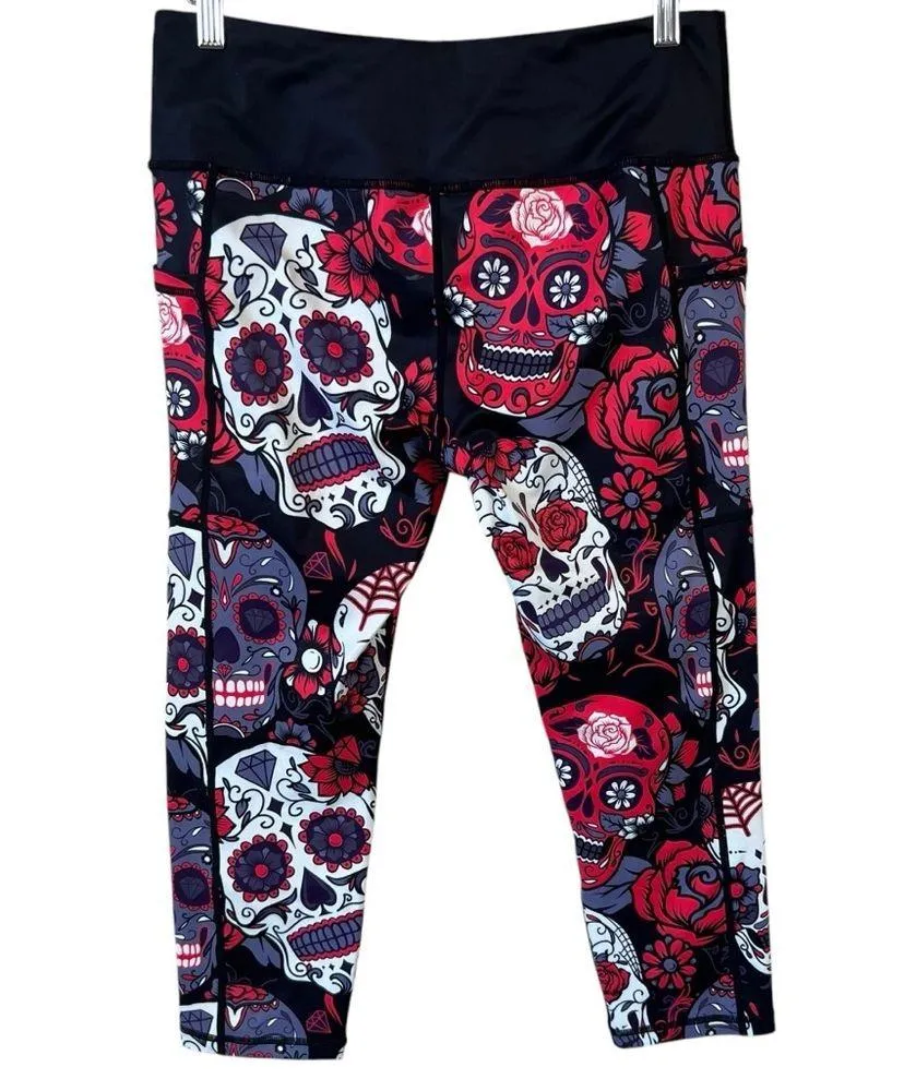 CVG Constantly Varied Gear Sugar Skulls & Roses Capri Leggings Black Size L - Image 9