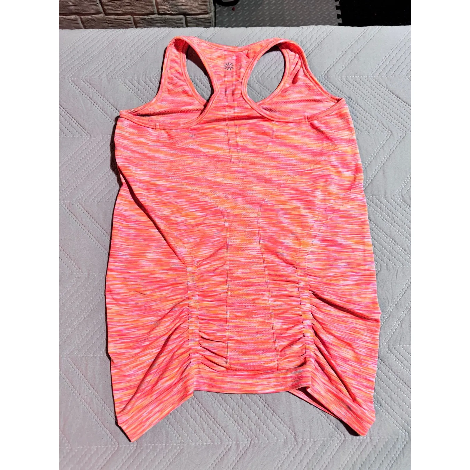 Athleta razorback tank top size women's medium excellent condition‎ - Image 4
