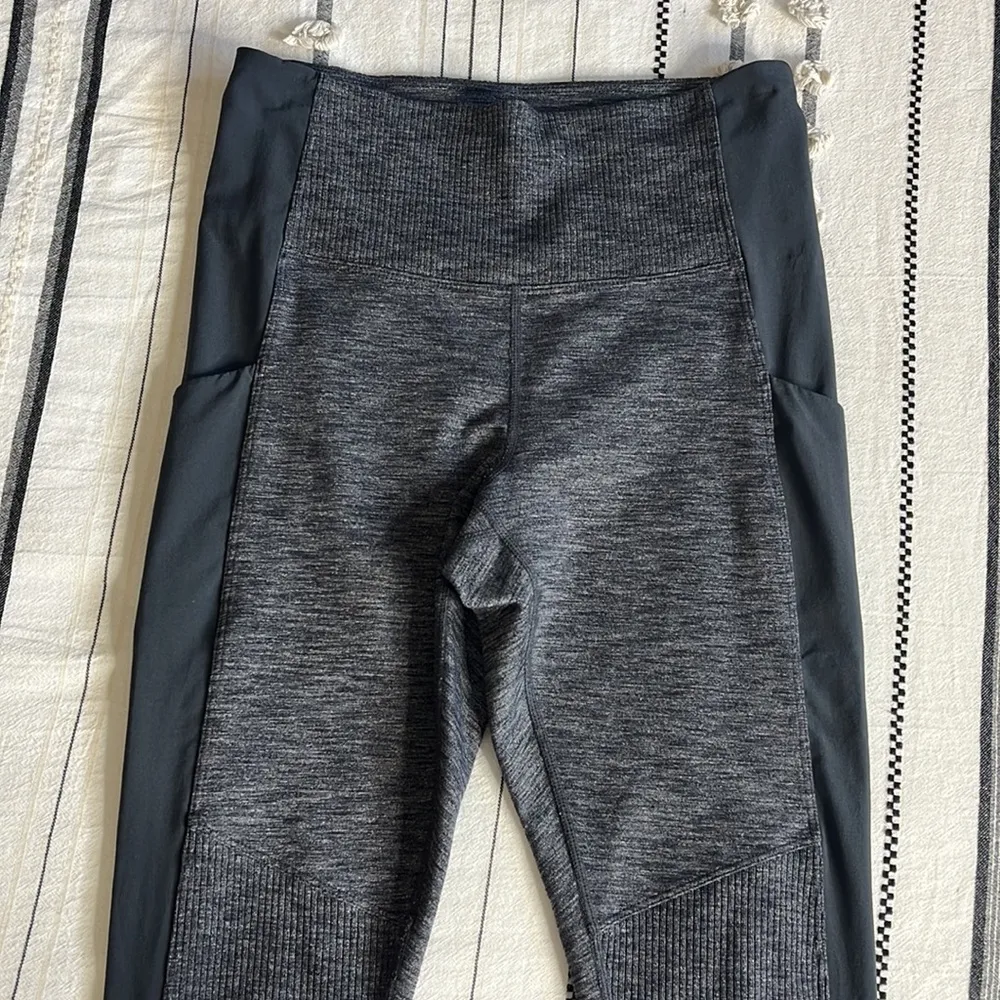 Athleta • excursion hybrid tight leggings - Image 96