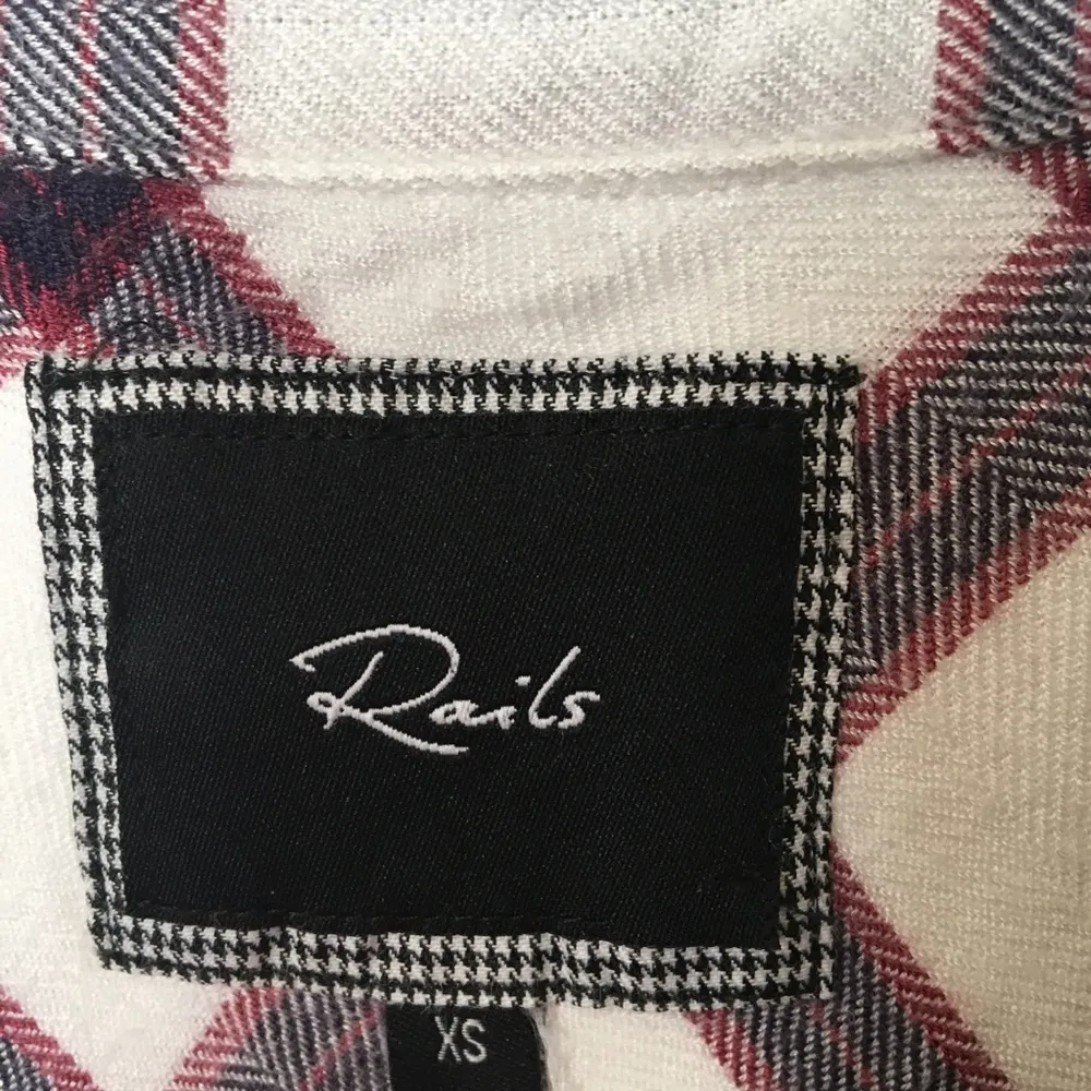 Rails button down flannel size extra small - Image 2