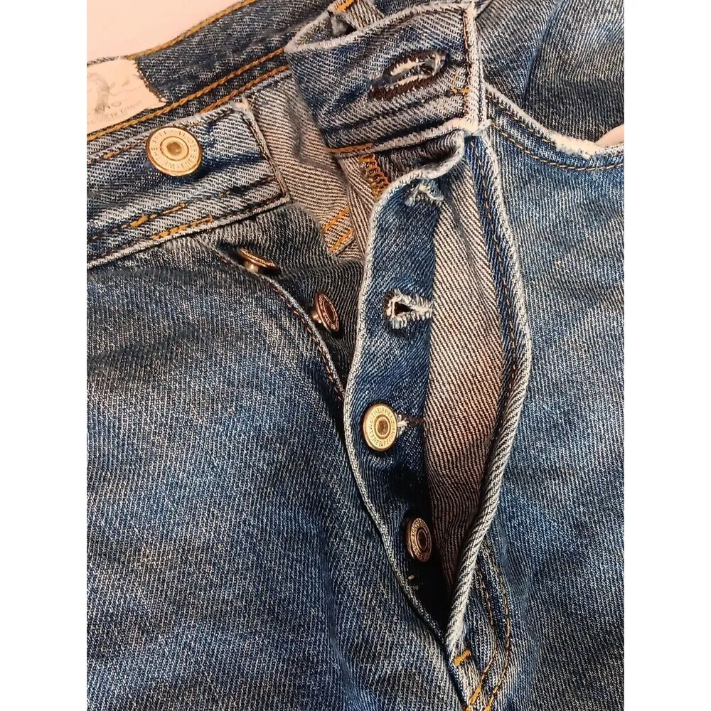 We the Free Women's Distressed Jeans BOHO Y2K Streetwear Trendy Frayed SZ 32 - Image 7