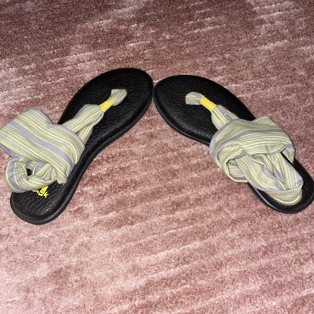 Sanuk Women’s Yoga Sling Sandals with Yellow and Gray Stripes - Image 3