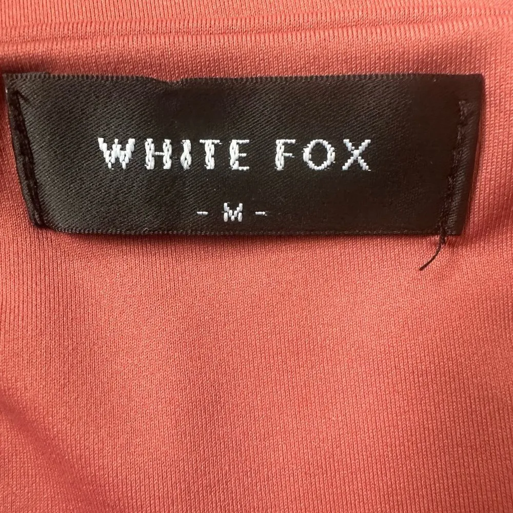 White Fox Boutique Whitefox Medium strapless bodysuit, snaps, crisscross back straps small dust - Image 4