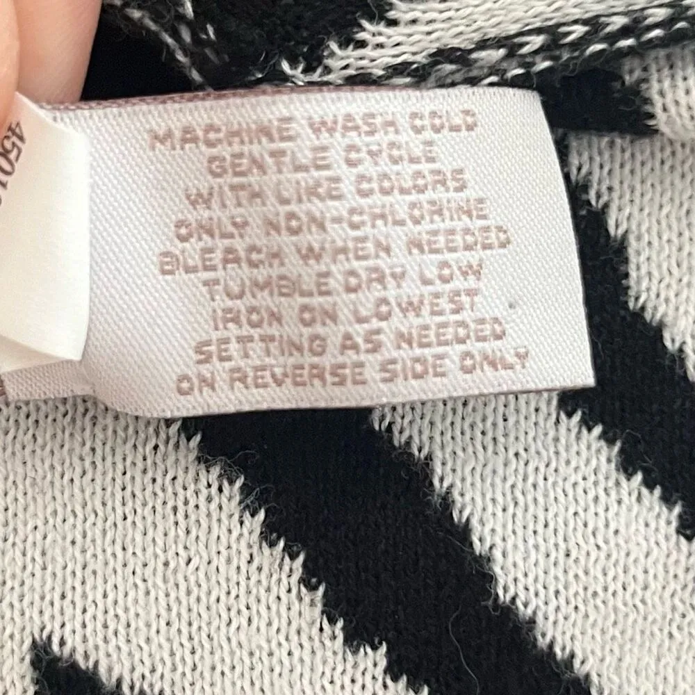 Chicos Zebra Knit Vest Size 0 Black White - Image 5