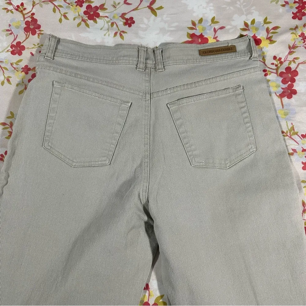 Khaki Jeans - Image 4