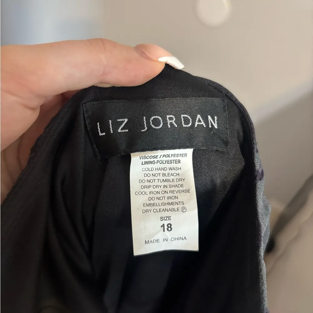 Euro Beaded Gothic Dress Black Size 18 - Image 4