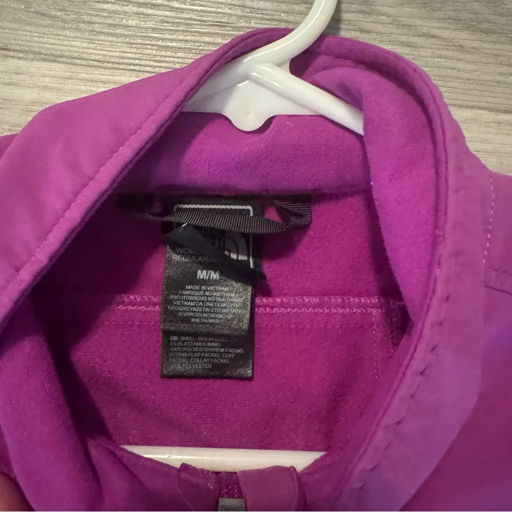 North Face women’s Medium lightweight jacket - Image 4