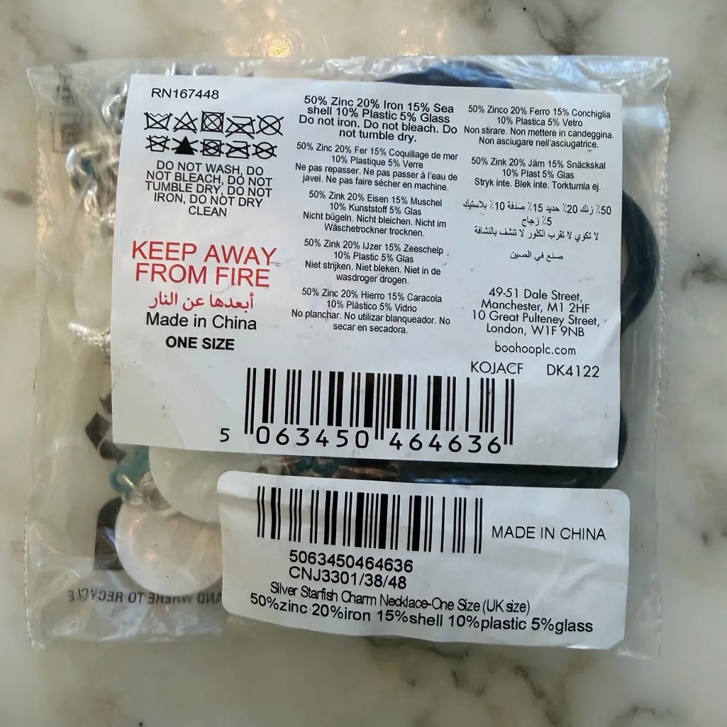 NWT Pretty Little Thing Starfish and Shell Blue and White Silver Charm Necklace - Image 4