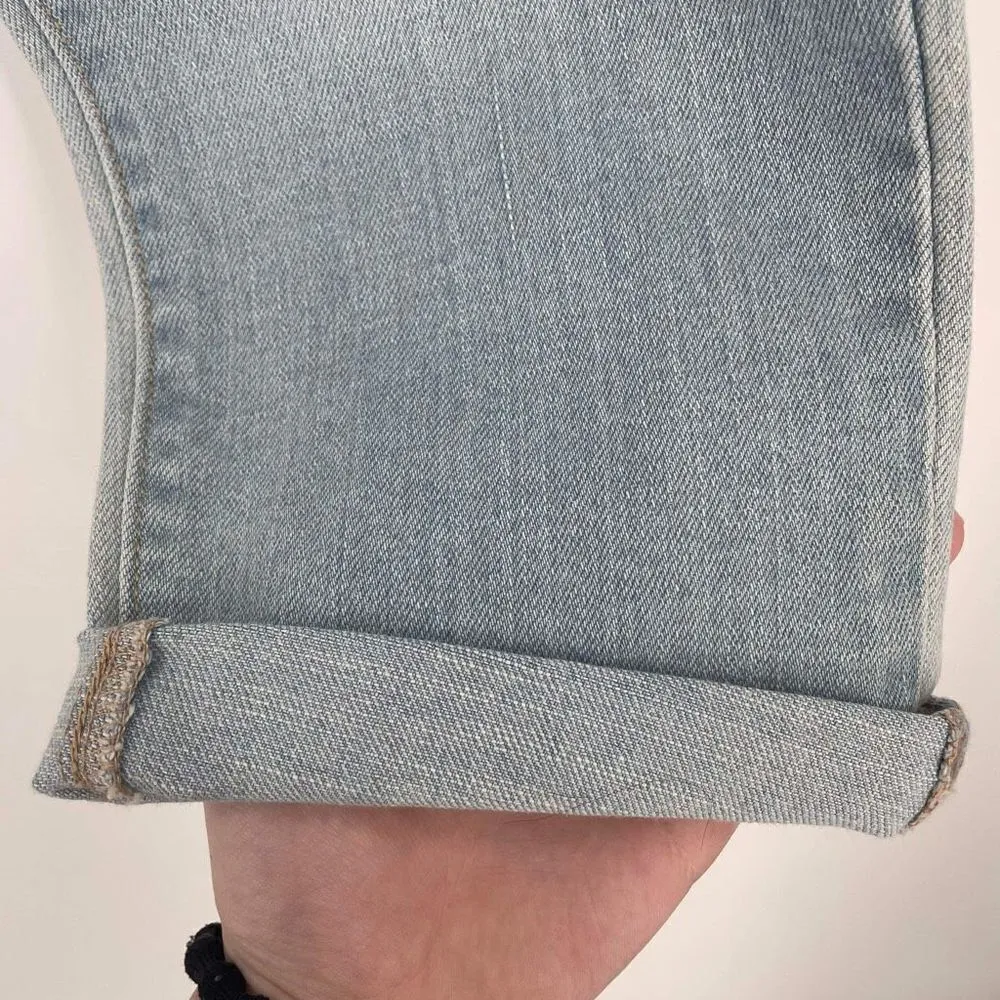 NWT old navy vintage lightwash the boyfriend jeans‎ size 2 short distressed - Image 5