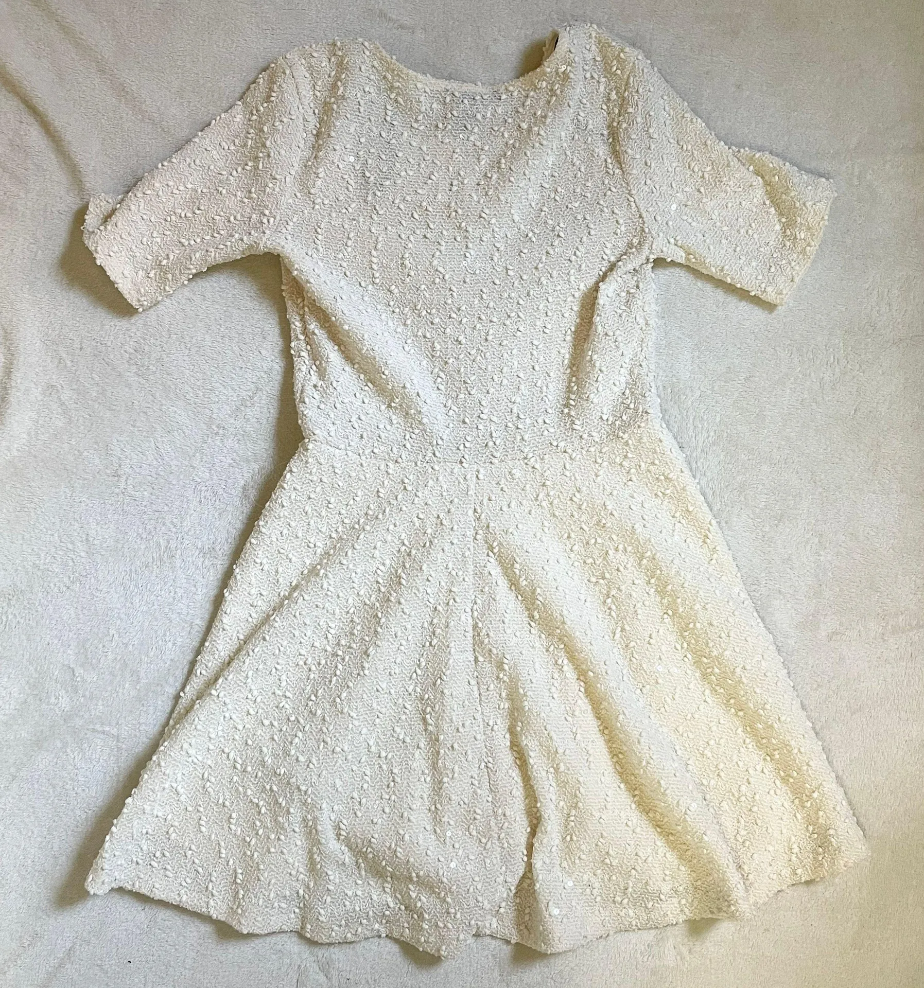 NWT  Cream dress sz M - Image 2