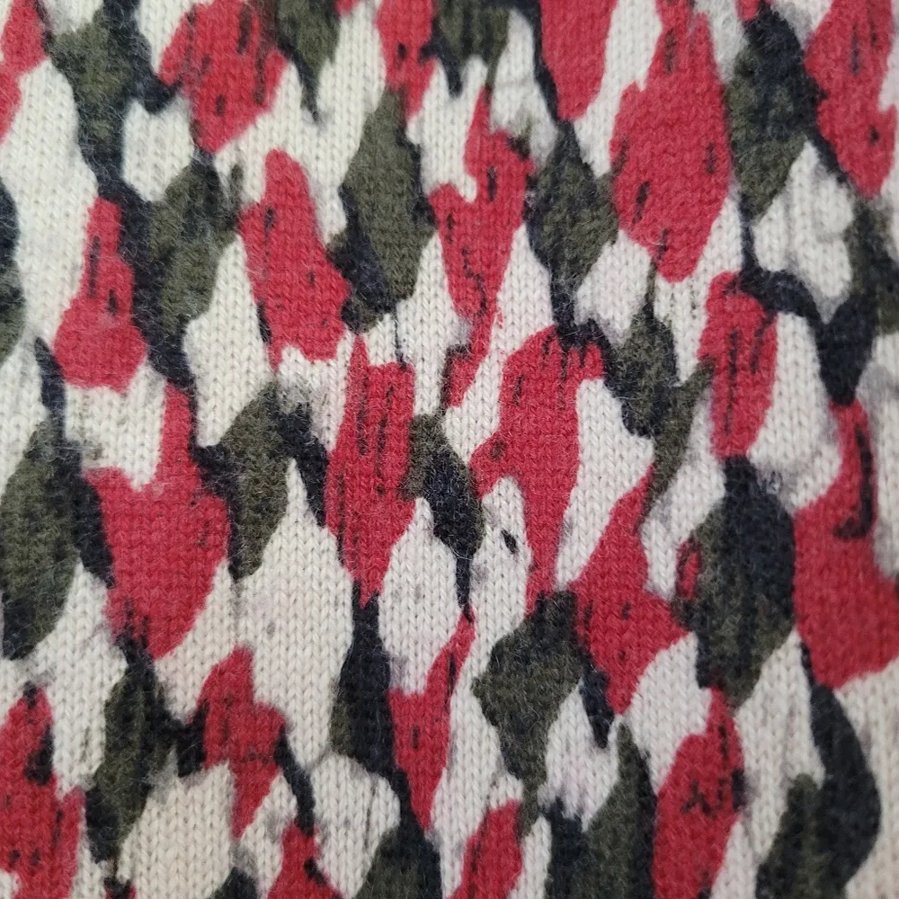 Doncaster Collection Silk and Cashmere Sleeveless Sweater - Image 3