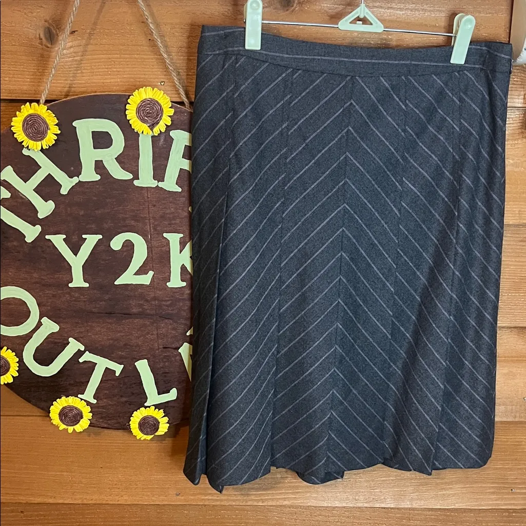 Ann Taylor Wool V Checker Pleat Midi Skirt Business Casual Professional 10 - Image 2