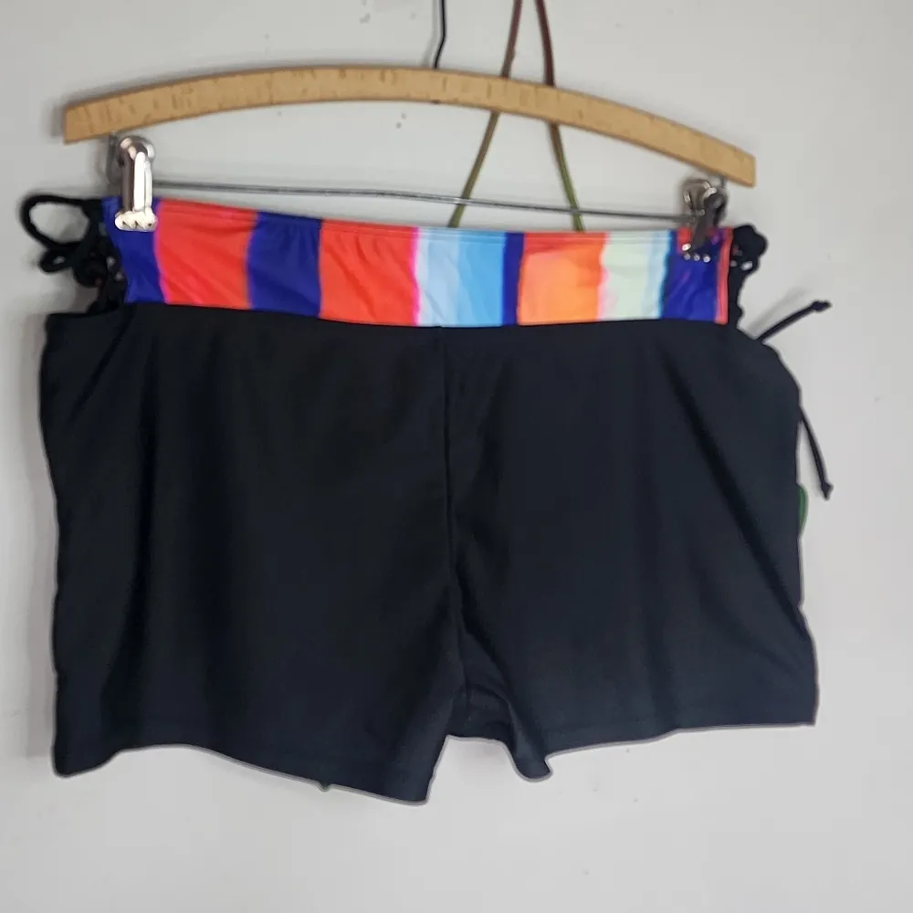 Black with Tie Dye Side Tie Swim Shorts NWOT Size XL - Image 4