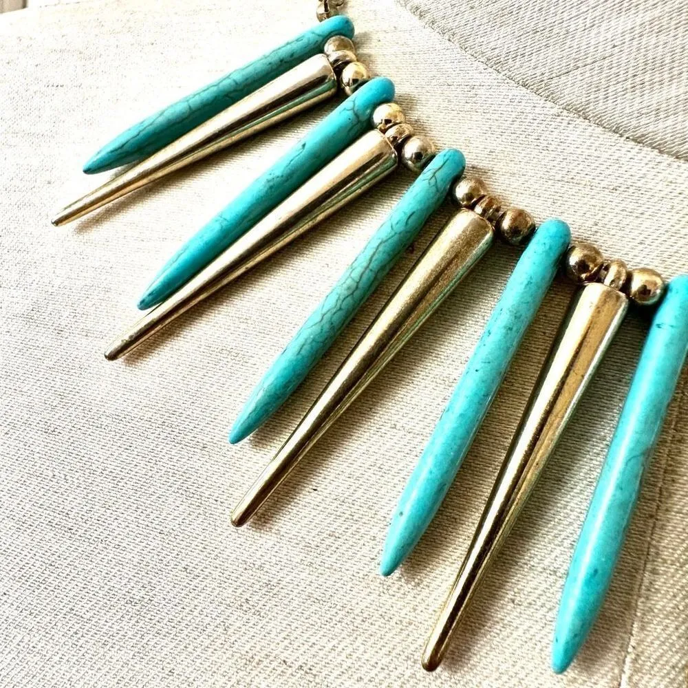 Spike gold tone and blue bib collar necklace - Image 3