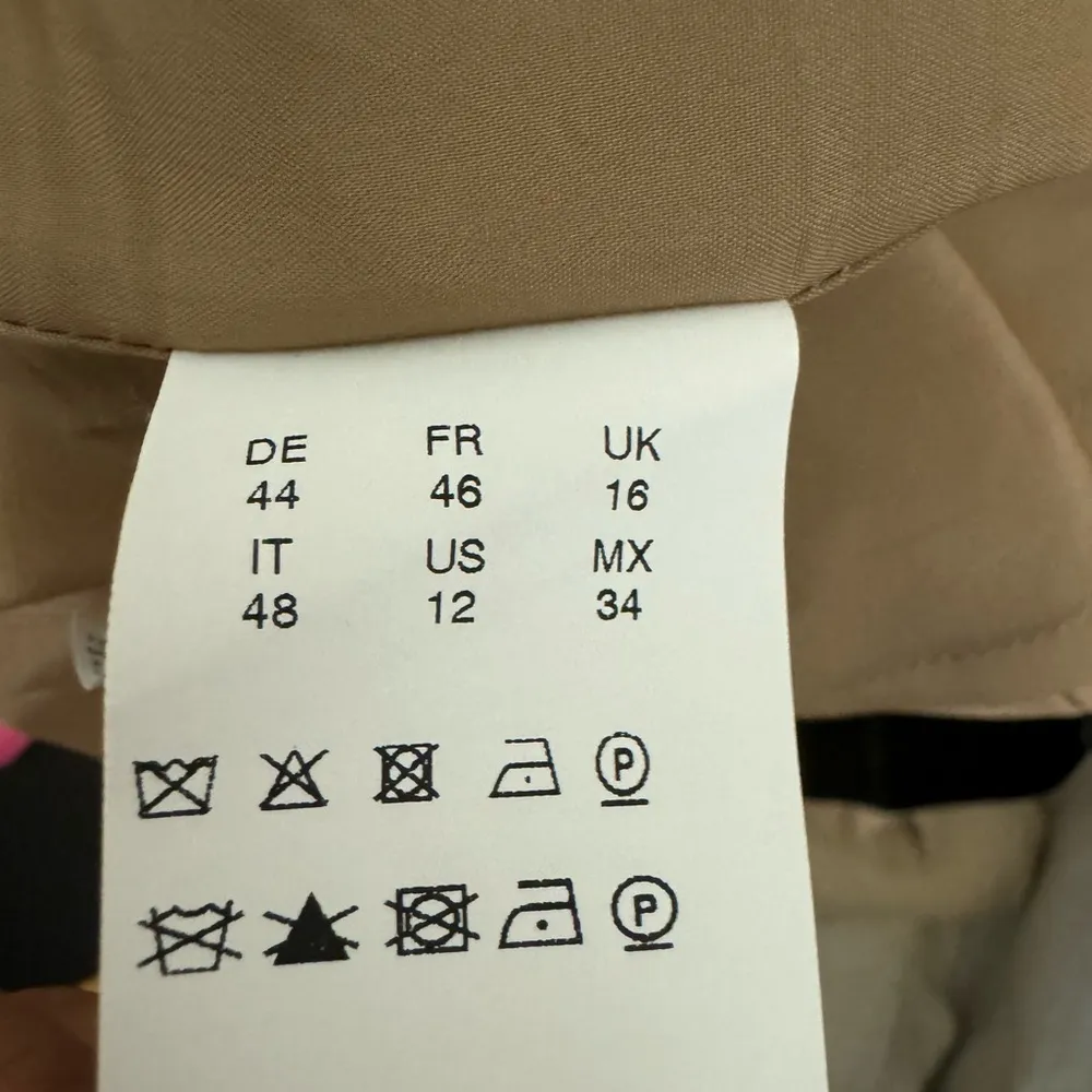 HUGO BOSS Vikilena Button Pencil Skirt In Warm Camel size 12 - Image 11