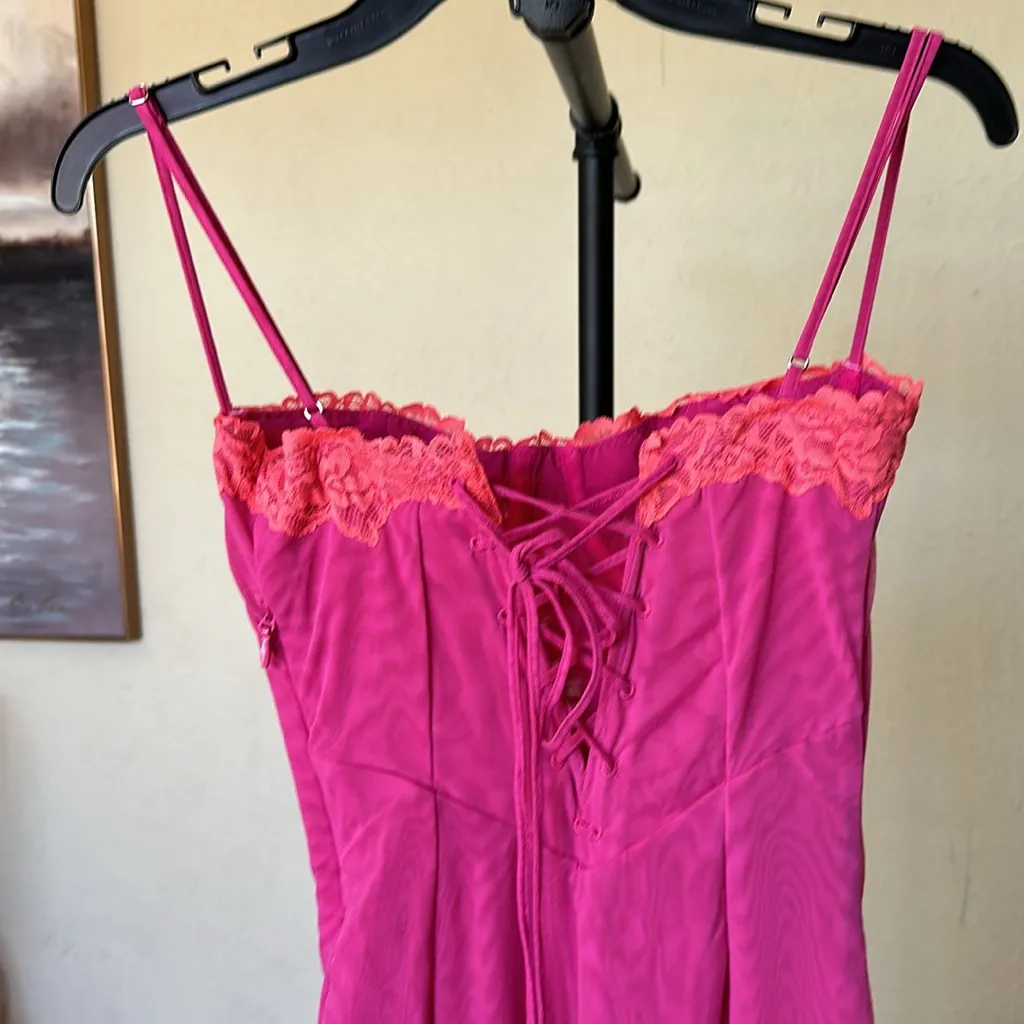 HOUSE OF CB 'Aiza' Raspberry Lace Trimmed Maxi‎ Dress NWOT size XS - Image 11