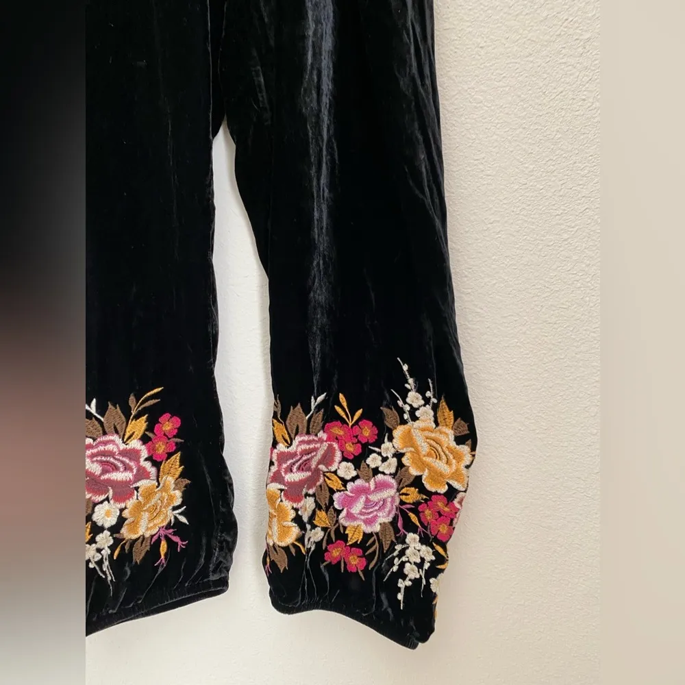 Johnny Was Zosia Velvet Floral Hem Joggers, Size XL - Image 3