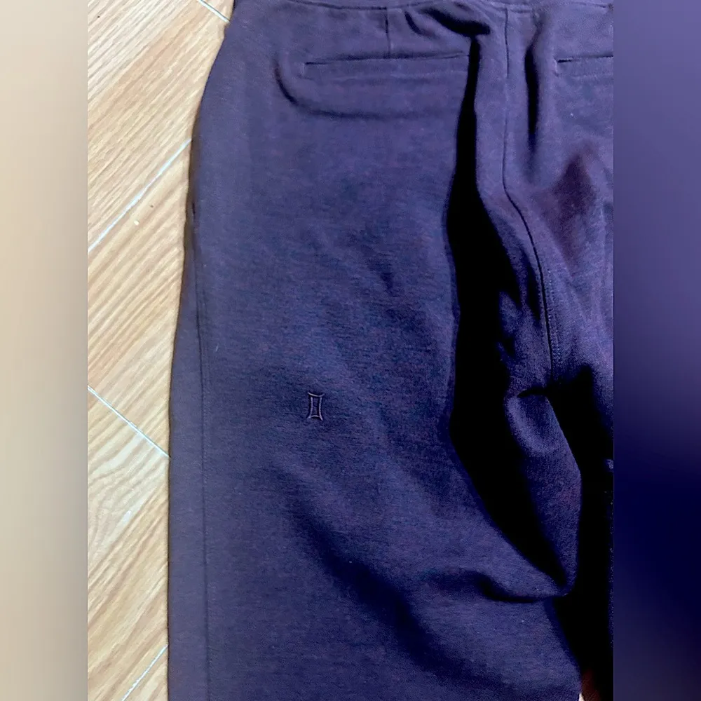 Women 6 HEATHERED BURGUNDY ’Kit and ace’ stretch pull on pants w/pockets Purple - Image 9