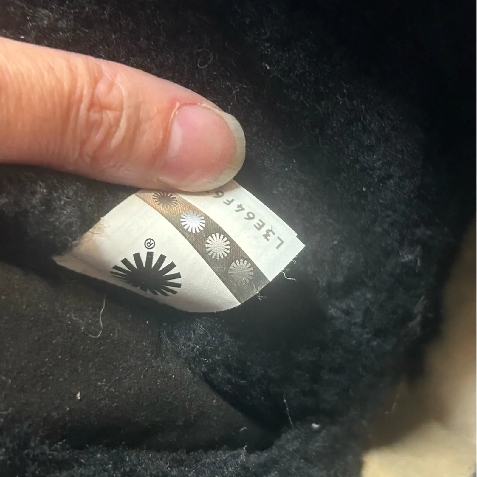 UGG Boot Classic Weather Hiker Hi Red Black Waterproof Suede Womens Size 11 NEW - Image 6