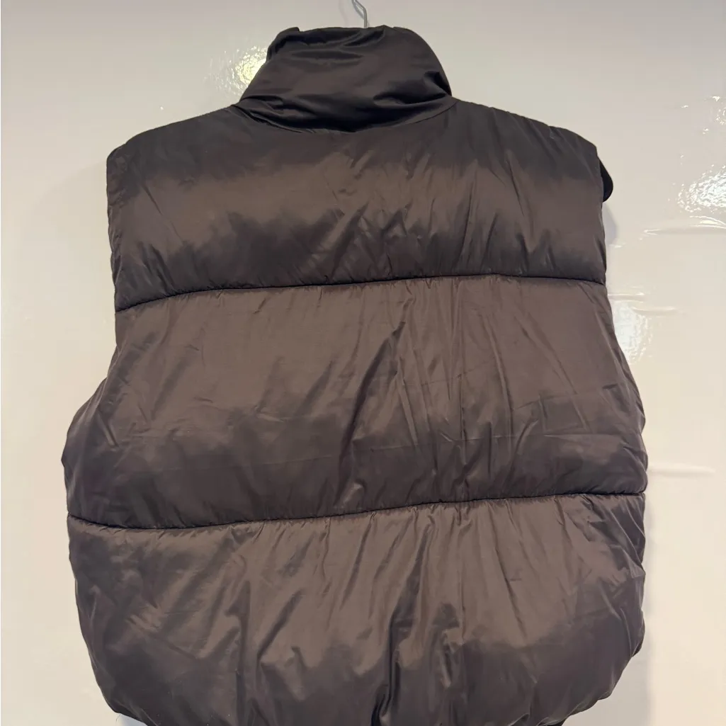 Amazon Black Quilted Vest - Image 3