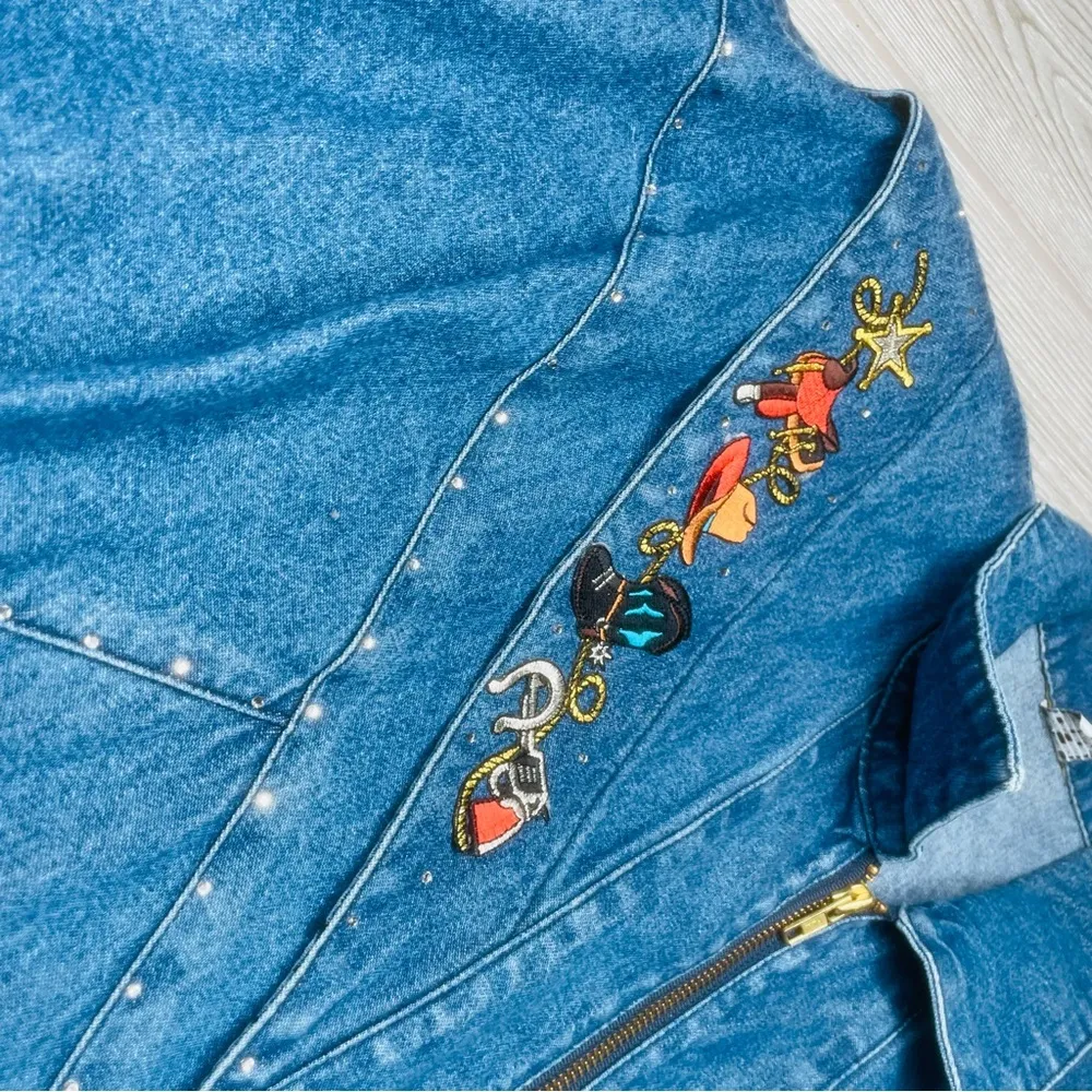 Vintage cotton denim Jean jacket horse / ranch / cowgirl theme embroidered patch Blue - Image 7