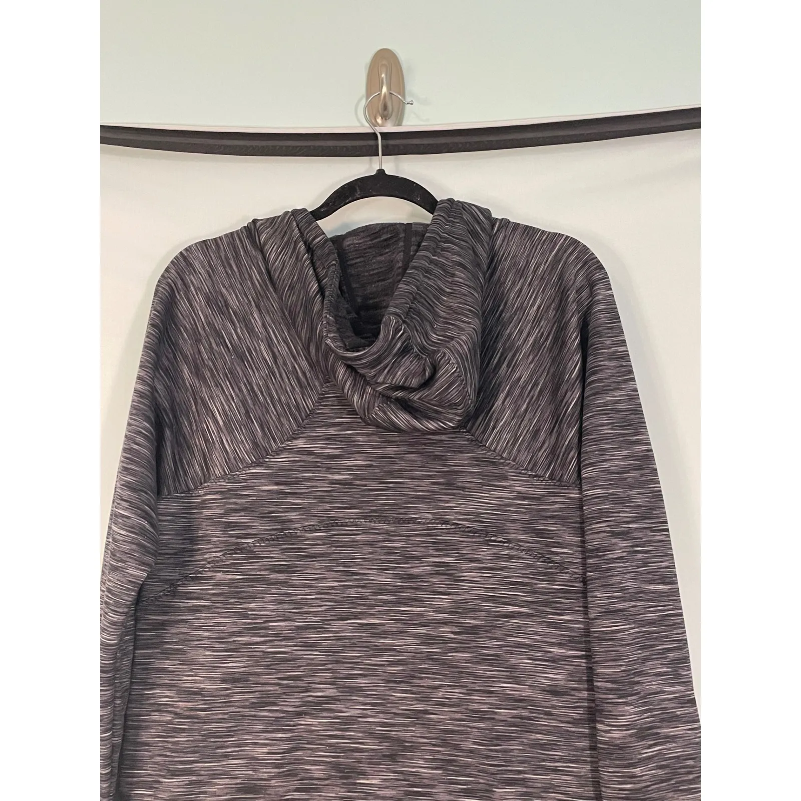 Athleta Space Dye Cowl Neck Hoodie Sweatshirt Pockets Womens Size Small - Image 6