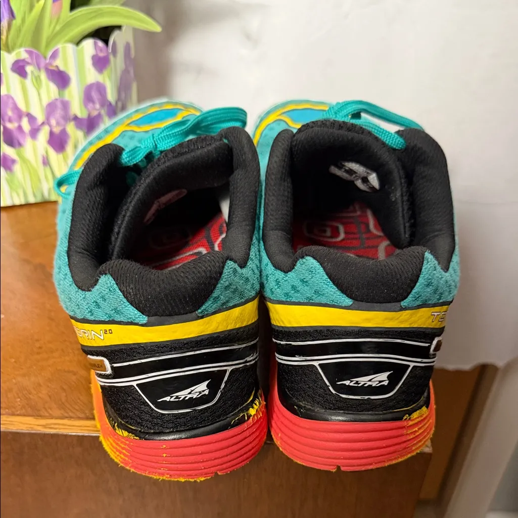Altra Women’s Torin 2.0 Running Shoes in Parrot Blue and Yellow Size 10 - Image 4