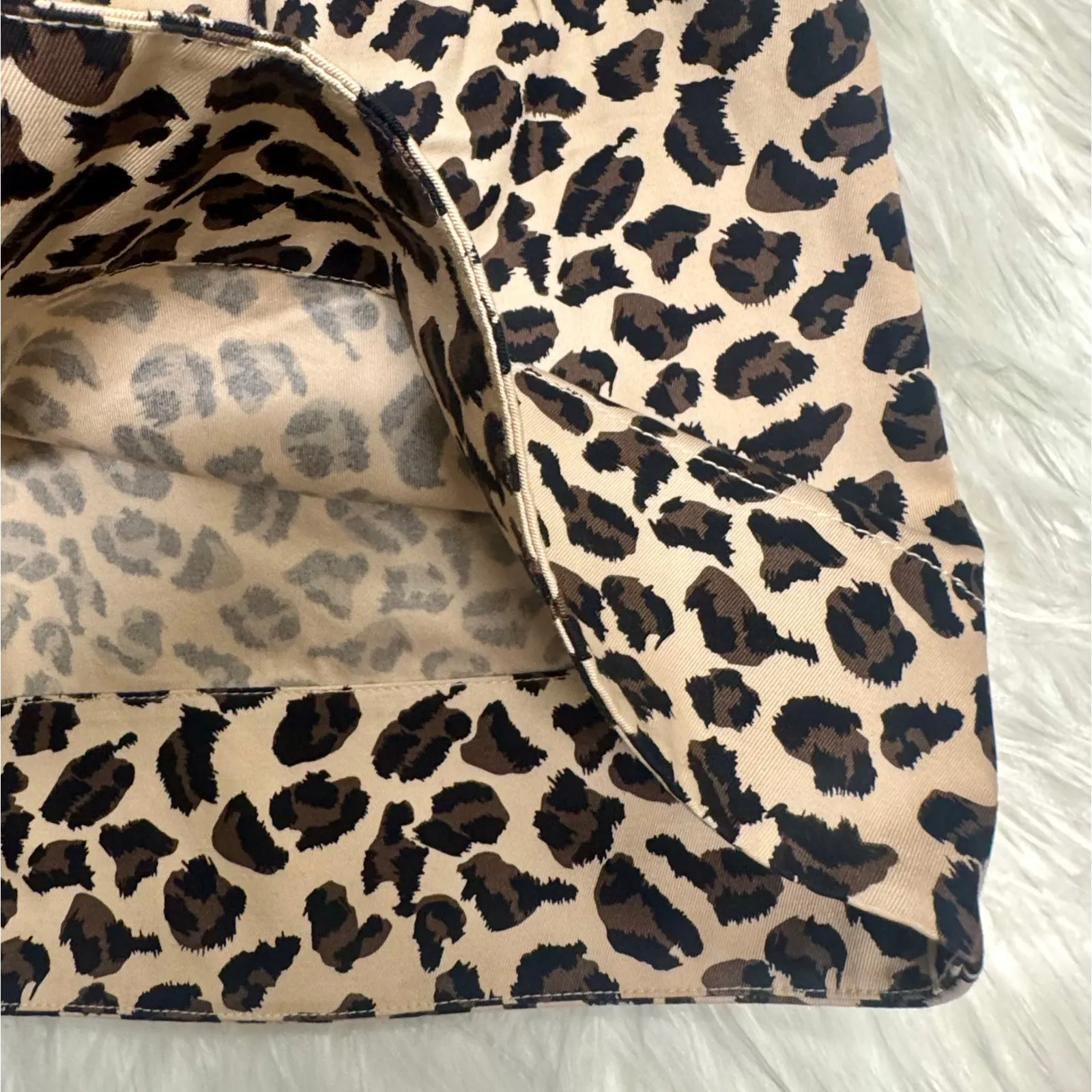 2010s Marc by Marc Jacobs Cheetah Print Cotton Mini Skirt Gold Zip Pleated Sz 4 - Image 3