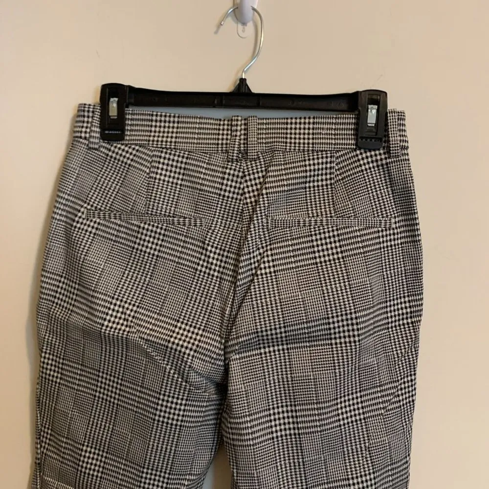 H&M Womens Size 6 Dress Pants Plaid Trousers Black White Slim Straight Leg - Image 6