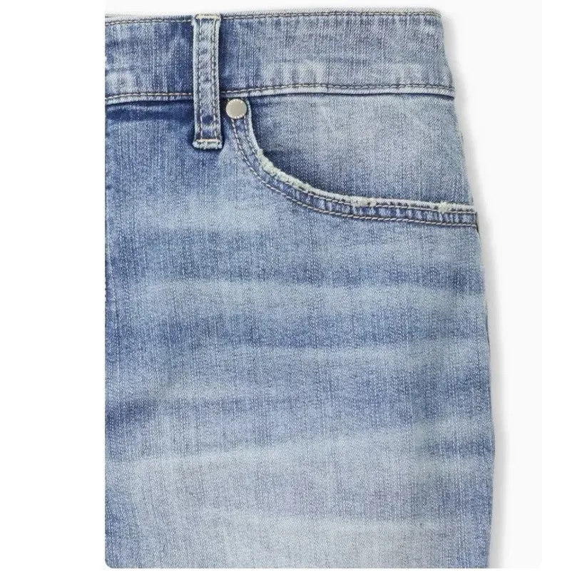 Torrid Medium Wash 6‎ Inch Vintage Stretch High-Rise Denim Shorts Size 30 - Image 3