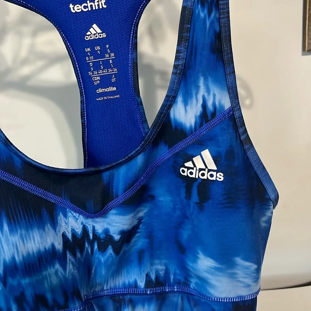 Performance Sports Bra Womens Small - Image 2