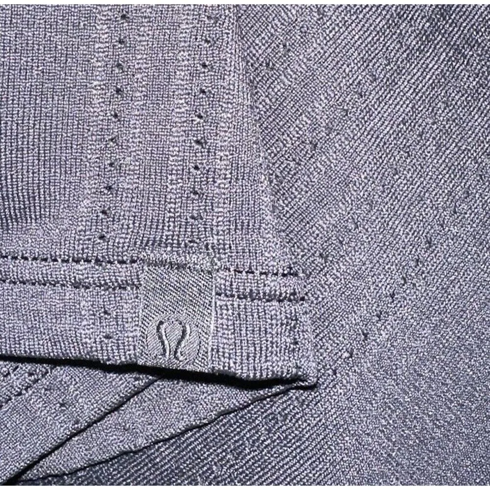 NWOT Lululemon Train To Be Tank Relaxed Fit Waist Length Size 10 Black 28425 $58 - Image 8